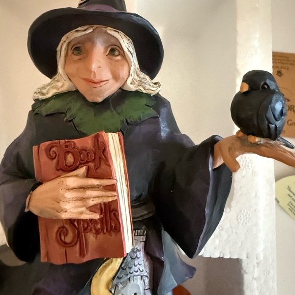 Jim Shore Halloween Ghostly, Ghastly Greetings rotating figurine - Picture 2 of 10